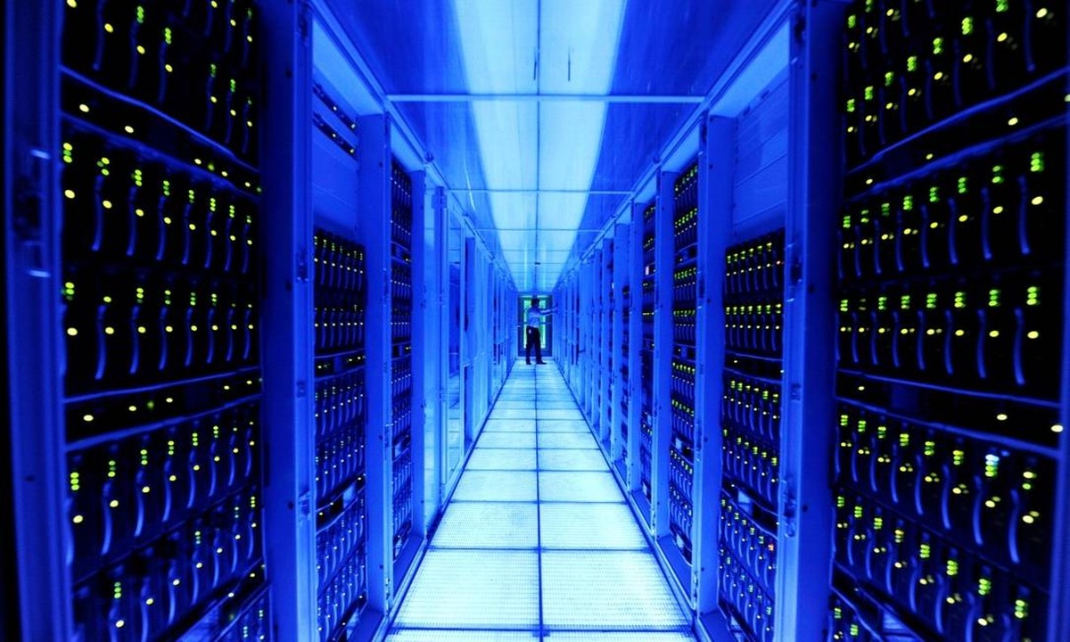 Avanço da inteligência artificial ainda vai depender de combustíveis fósseis, diz especialista no Japão