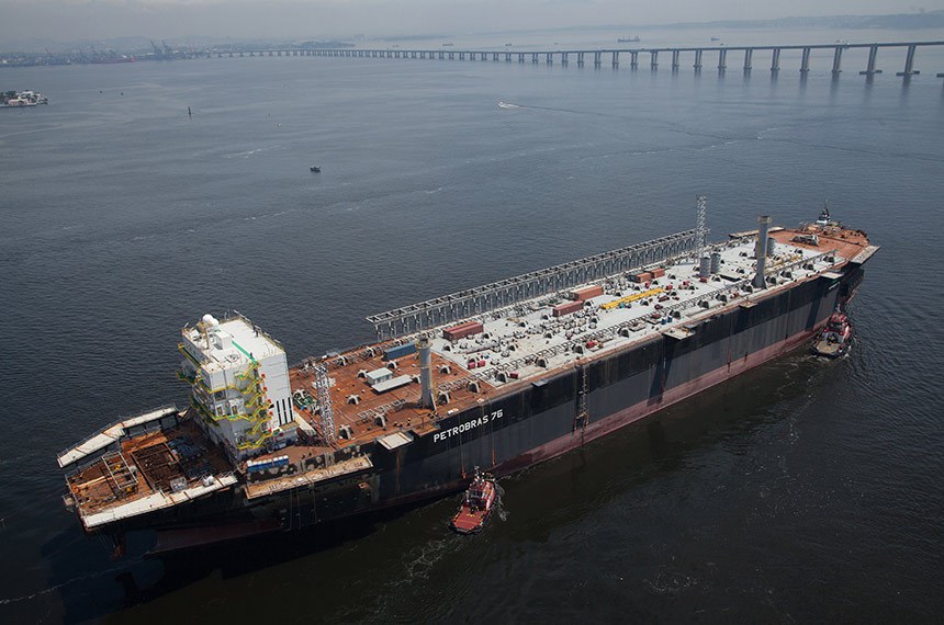 Lei autoriza repasse de componentes nacionais entre contratos de petróleo