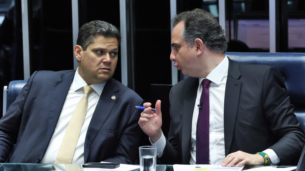 Planalto negocia vagas em agências e fortalece apoio no Senado