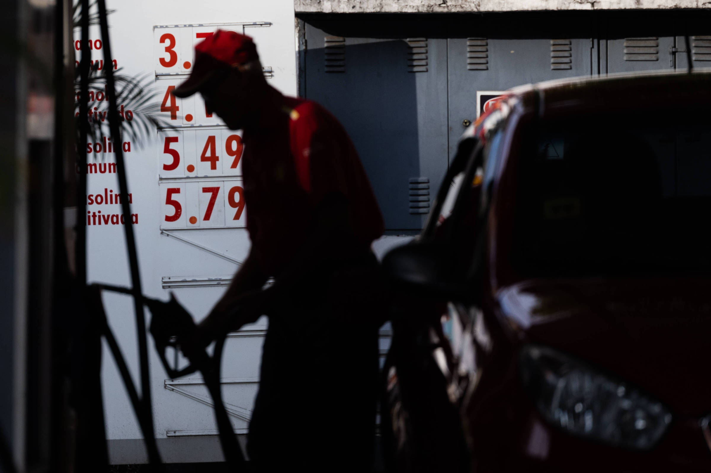Sindicato estima prejuízo de R$ 15 bi com 'bomba branca' - 10/12/2024 - Mercado