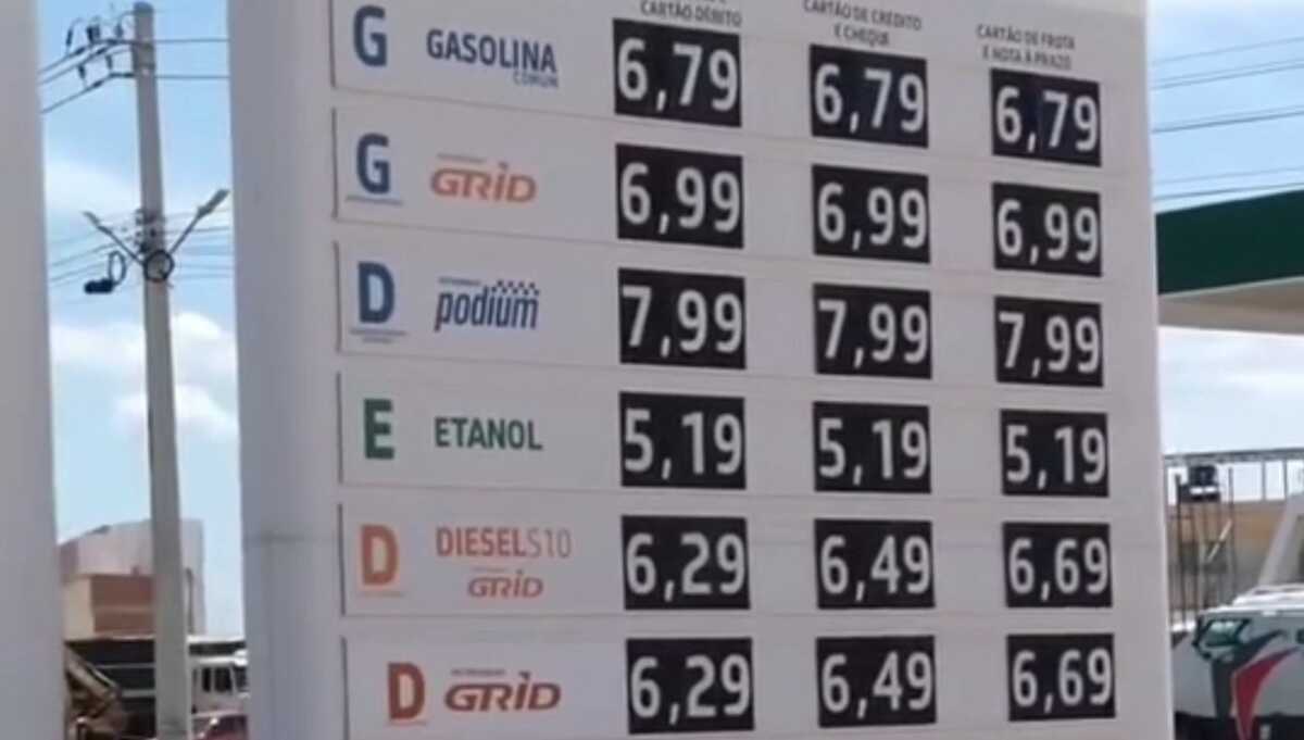 VÍDEO: Em Pernambuco, combustível dispara e passa de R$ 6,00; homem registra valores em posto