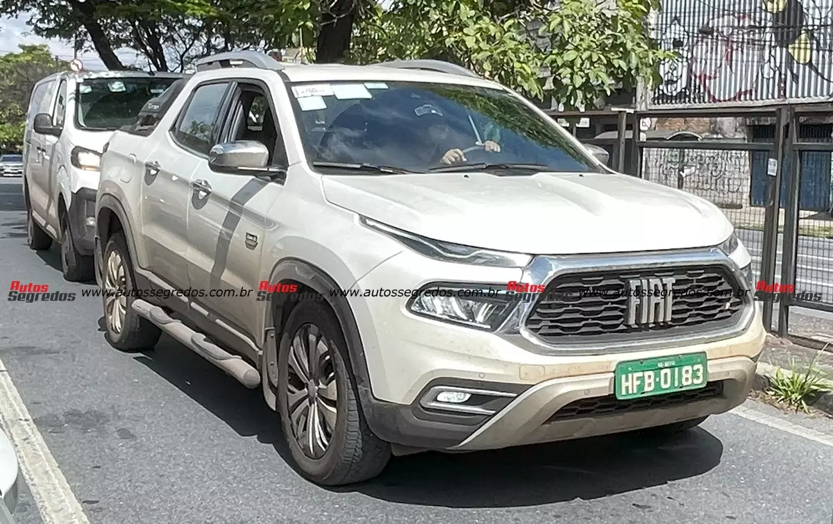 Fiat Toro 2025 tem motor 2.2 Diesel nas versões Volcano e Ranch