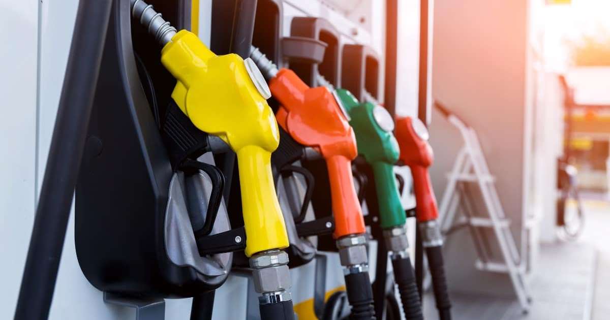 Preço do diesel deve continuar subindo em 2025, alerta especialista