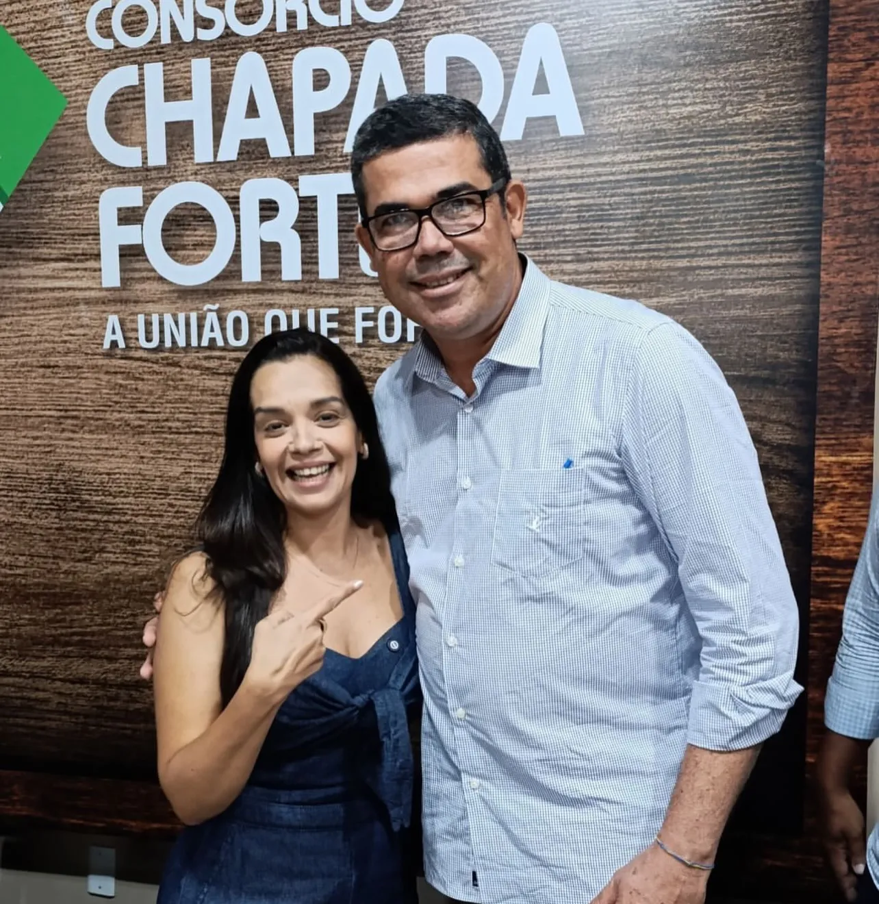 Vanessa Senna é eleita presidente do Consórcio Chapada Forte para o Biênio 2025-2026 – Chapada Notícias