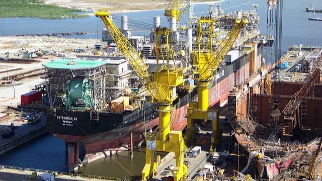 Plataforma P-62, construída no estaleiro Atlântico Sul, em Pernambuco (Foto Divulgação)