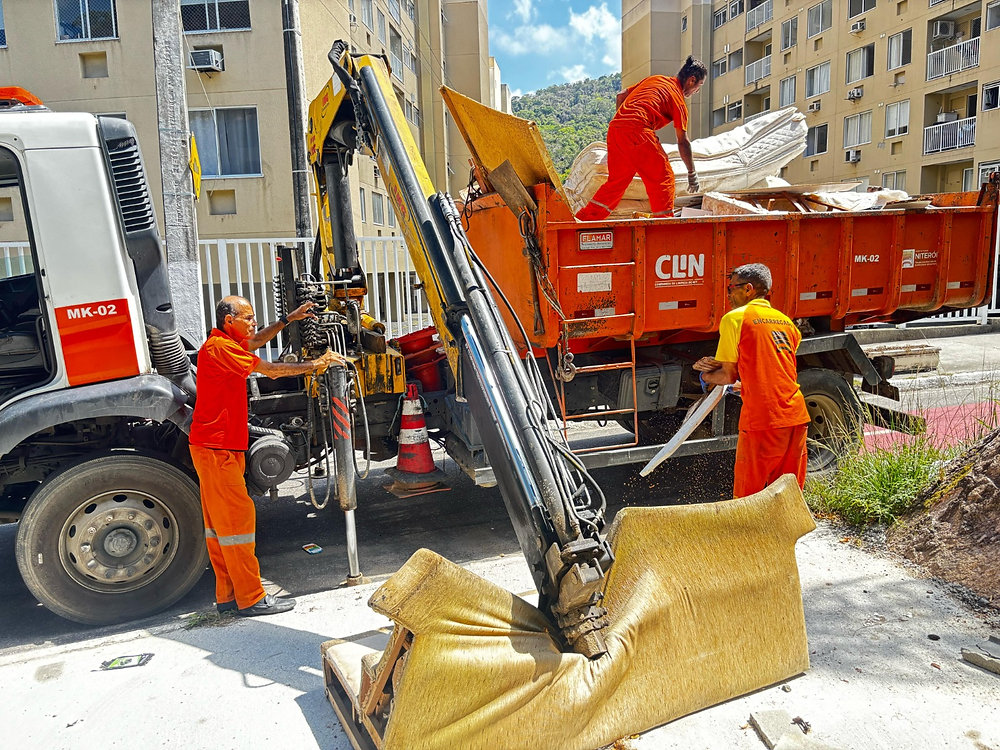 Clin realiza mais uma ação 'Bota Fora' no Jacaré e na Ciclovia - Jornal Toda Palavra