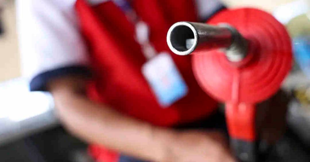 Defasagem do preço da gasolina está em 5%, diz Abi...