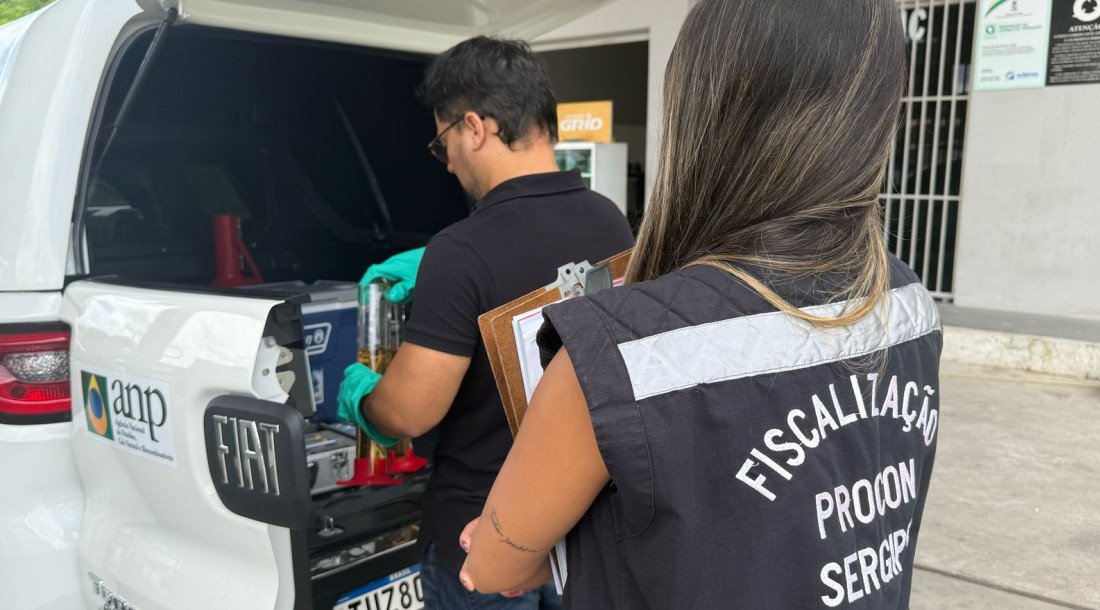 Fiscalização do Procon Sergipe e ANP autua posto em Aracaju por cobrança irregular de combustível