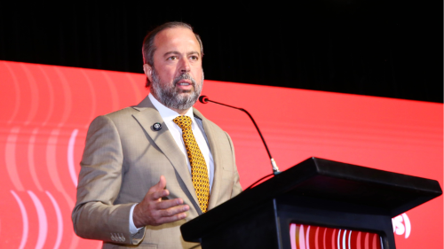 Por que o governo brasileiro está aumentando a pressão sobre a ANP