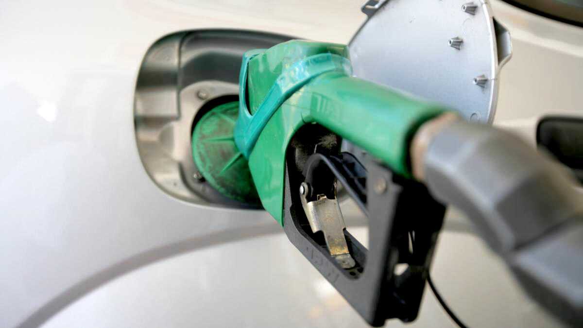 Posto de gasolina tem bombas lacradas após fiscalização no interior de São Paulo