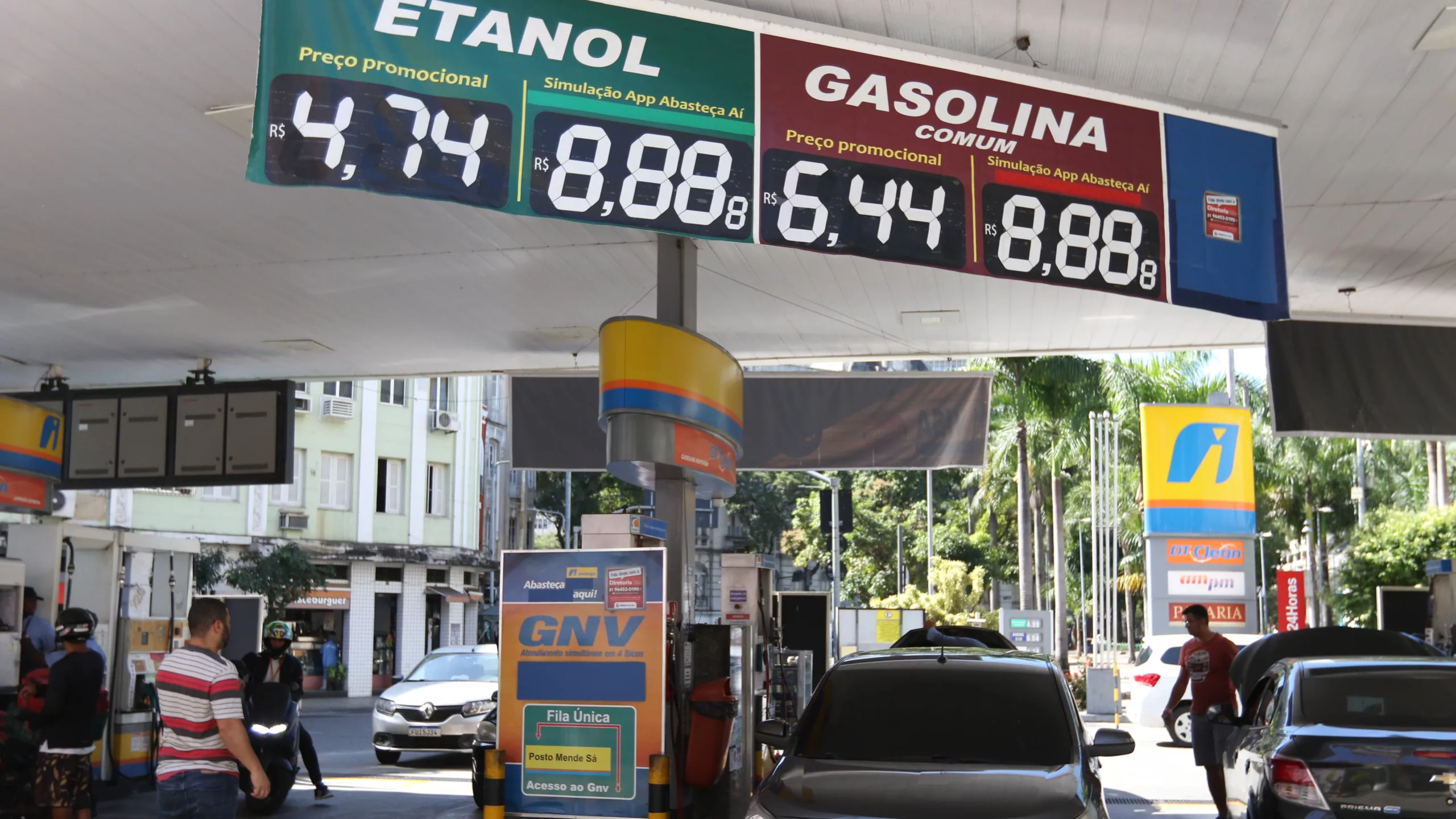 Etanol é mais competitivo em 5 unidades, cai em 15 e sobe em 8