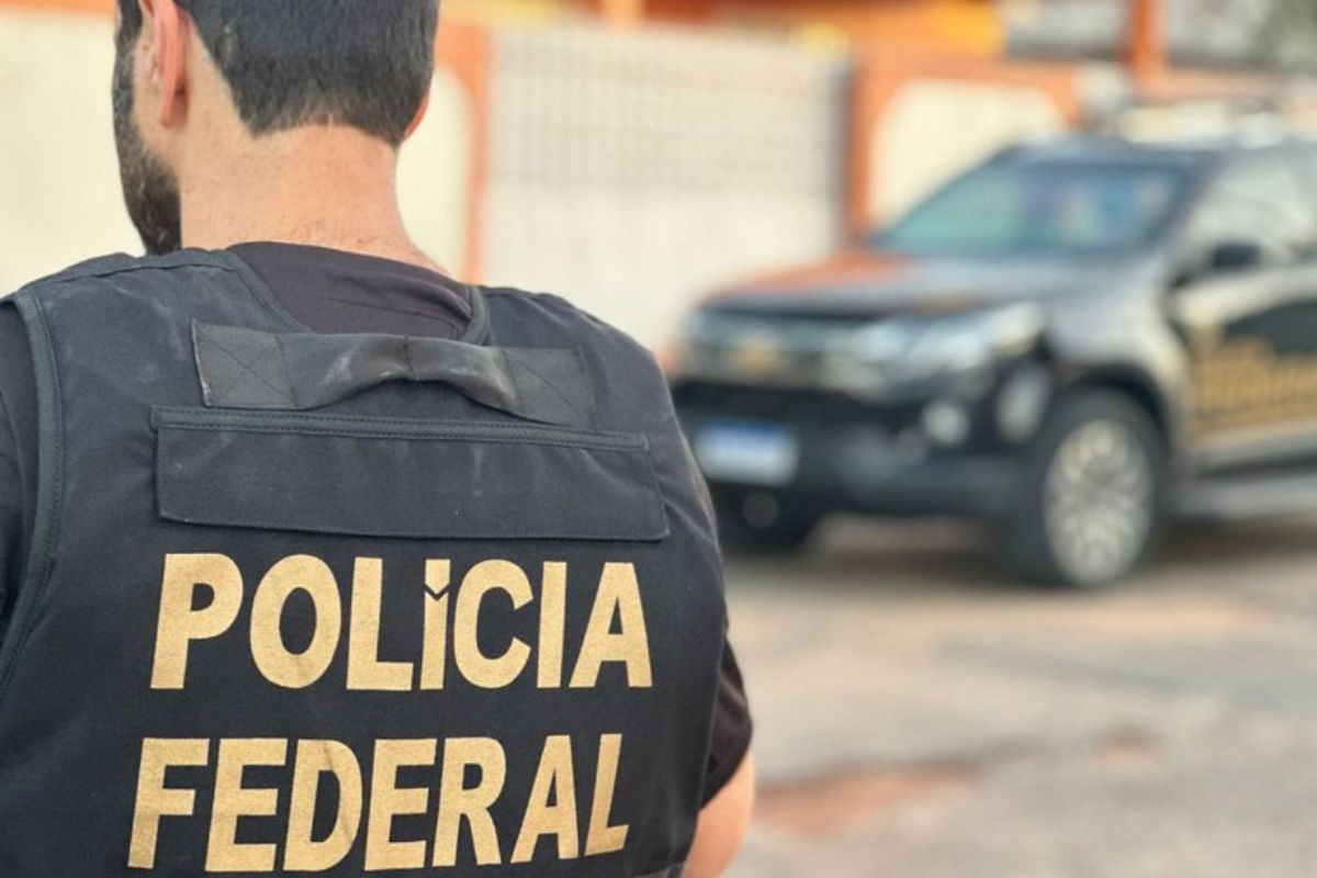PF apreende 15 mil litros de diesel que seria levado para garimpo em terra indígena