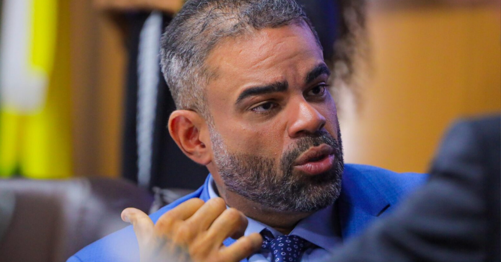 Paulo Victor quer criar 400 novos cargos na Câmara de São Luís