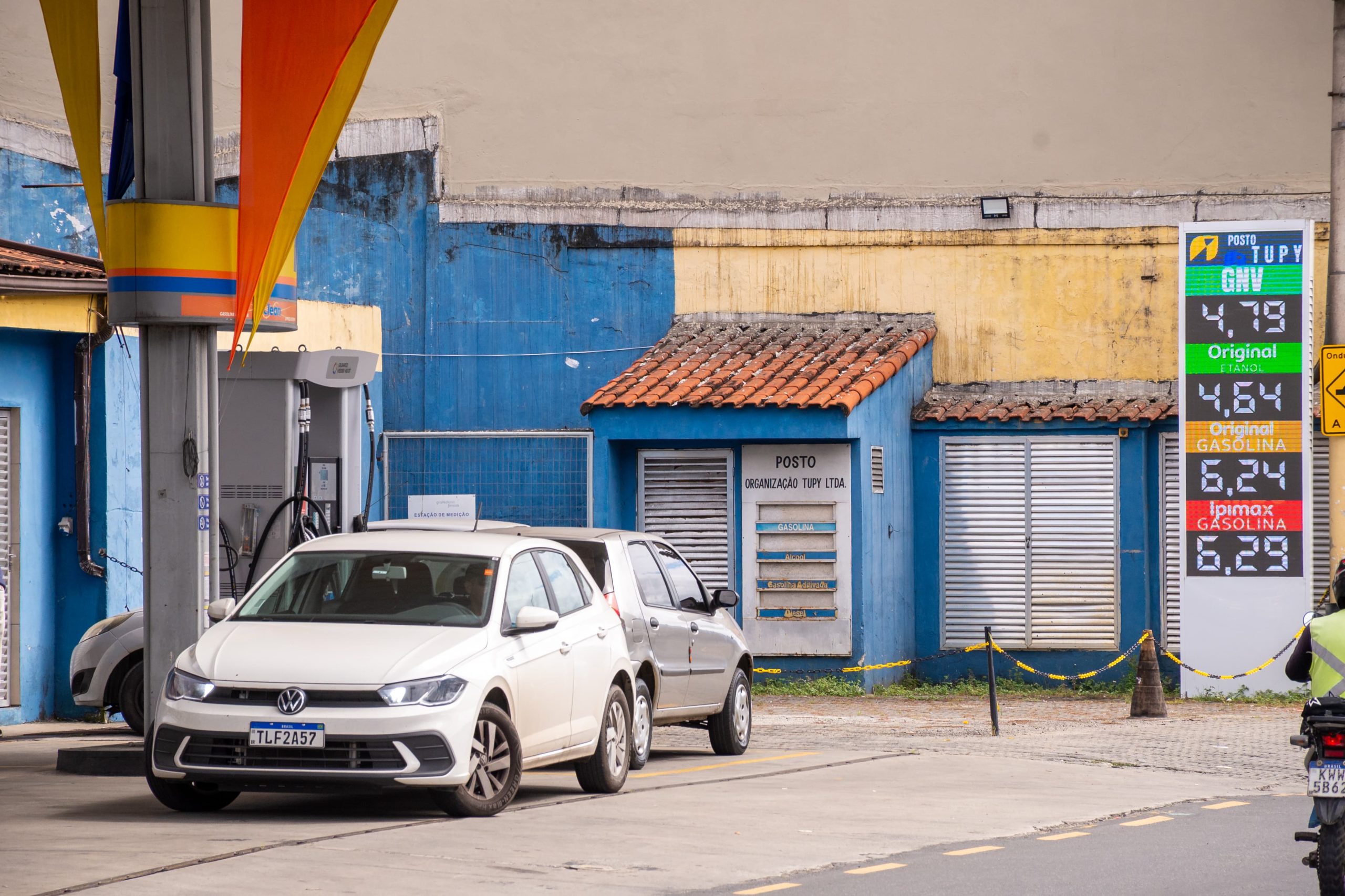 Petrobras anuncia redução de R$ 0,16 no litro do diesel para as distribuidoras