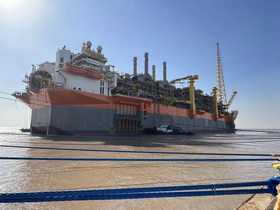 A Petrobras recebeu autorização da ANP para operar o FPSO Alexandre de Gusmão no campo de Mero, reforçando sua presença estratégica no pré-sal da Bacia de Santos.