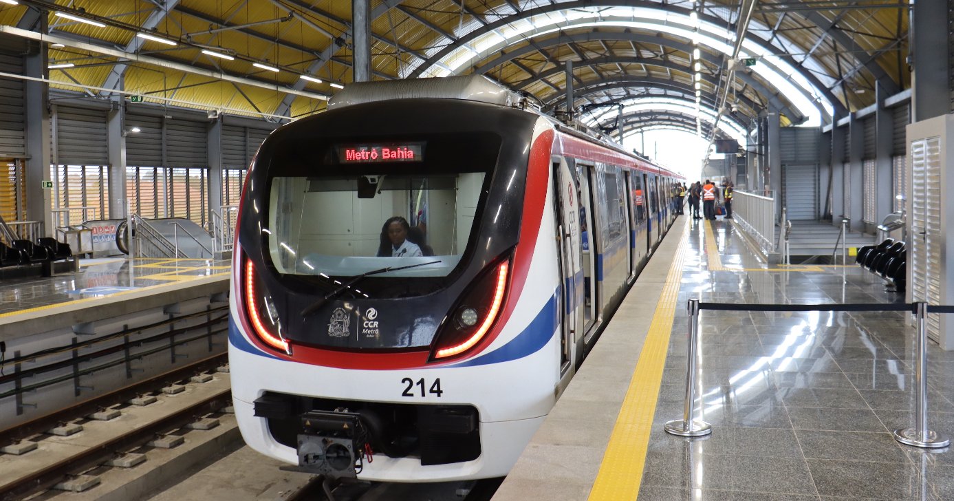 Suspensão de serviço popular no metrô de Salvador, BA, assusta