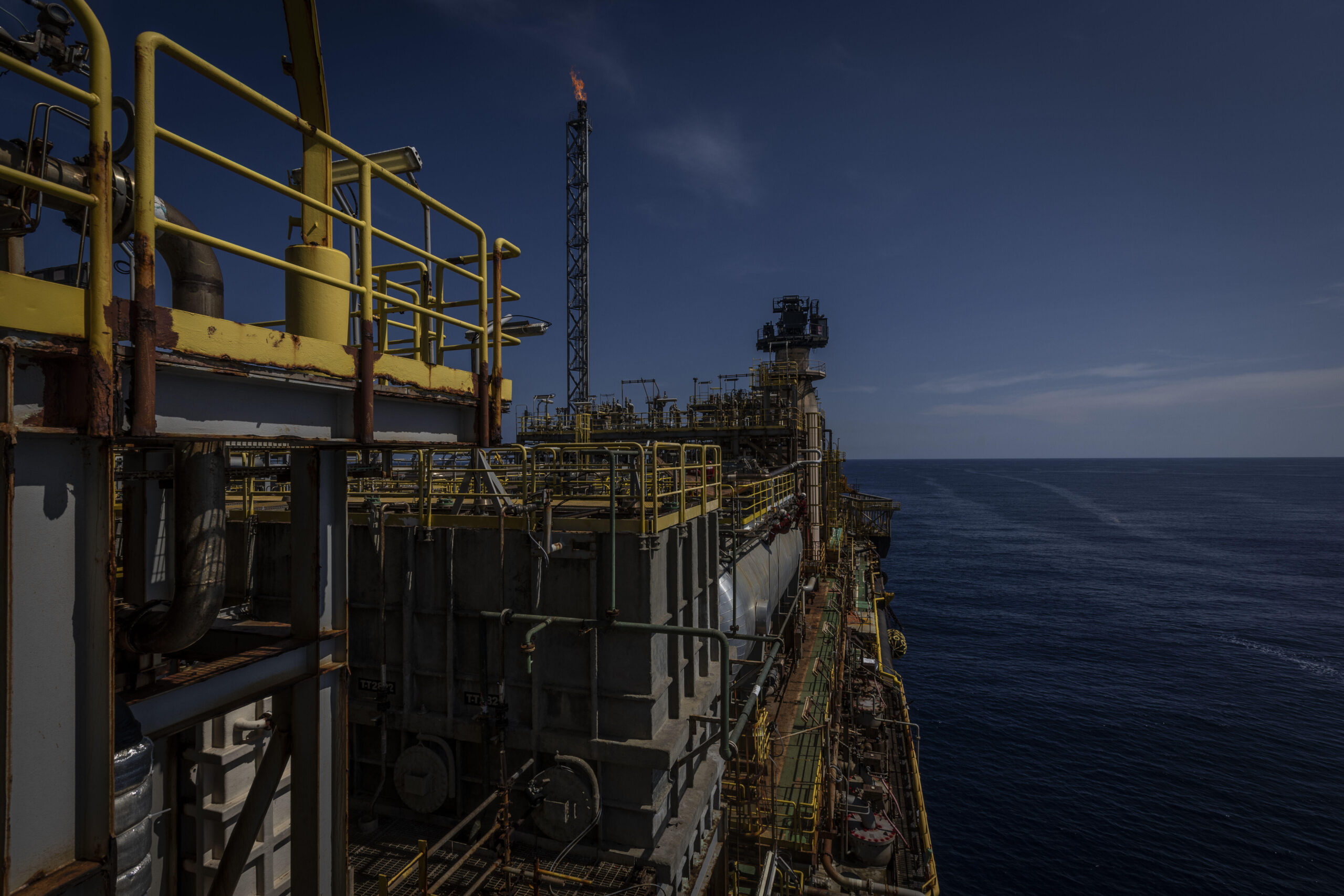 ANP prevê concluir até julho revisão dos preços do petróleo como