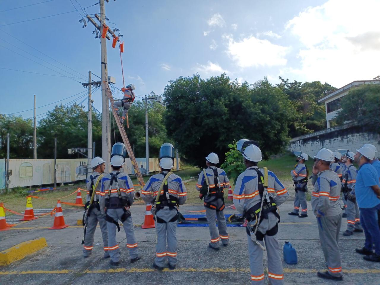Enel rio abre 80 vagas para o programa jovem aprendiz eletricista