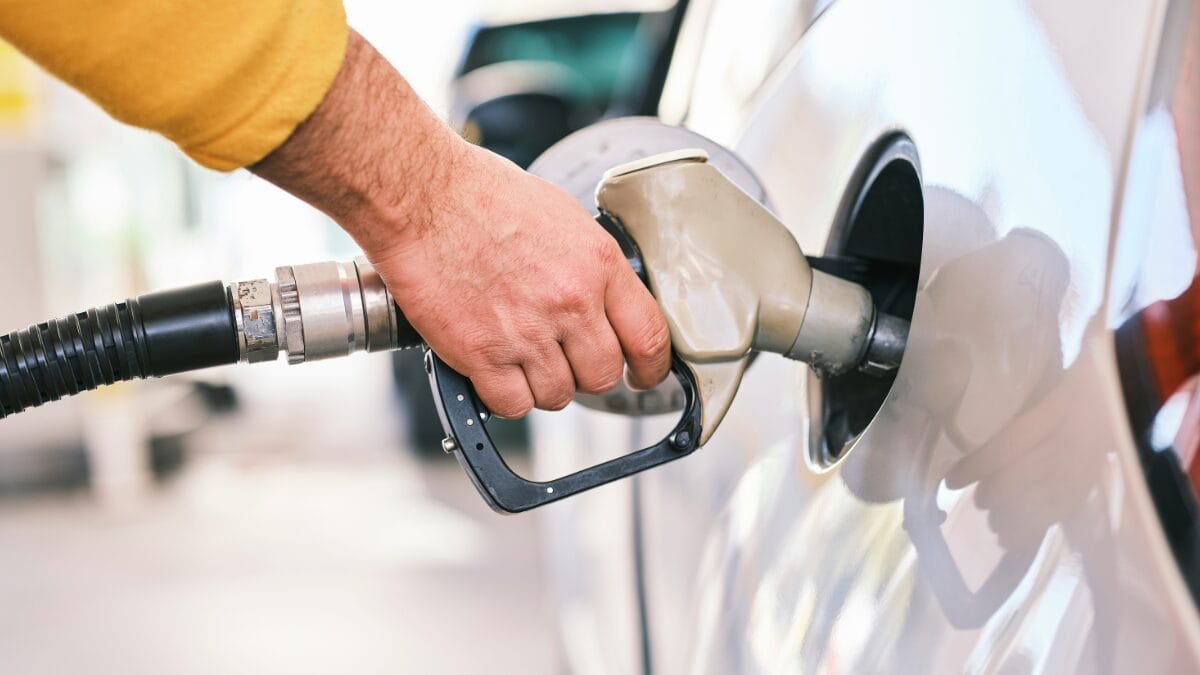 posto gasolina