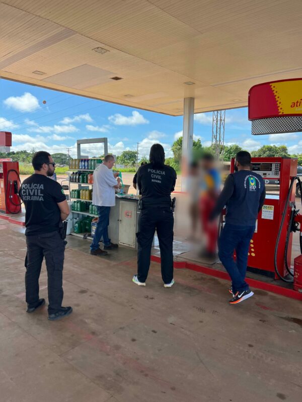 Operação em Caracaraí investiga fraudes em postos de combustíveis