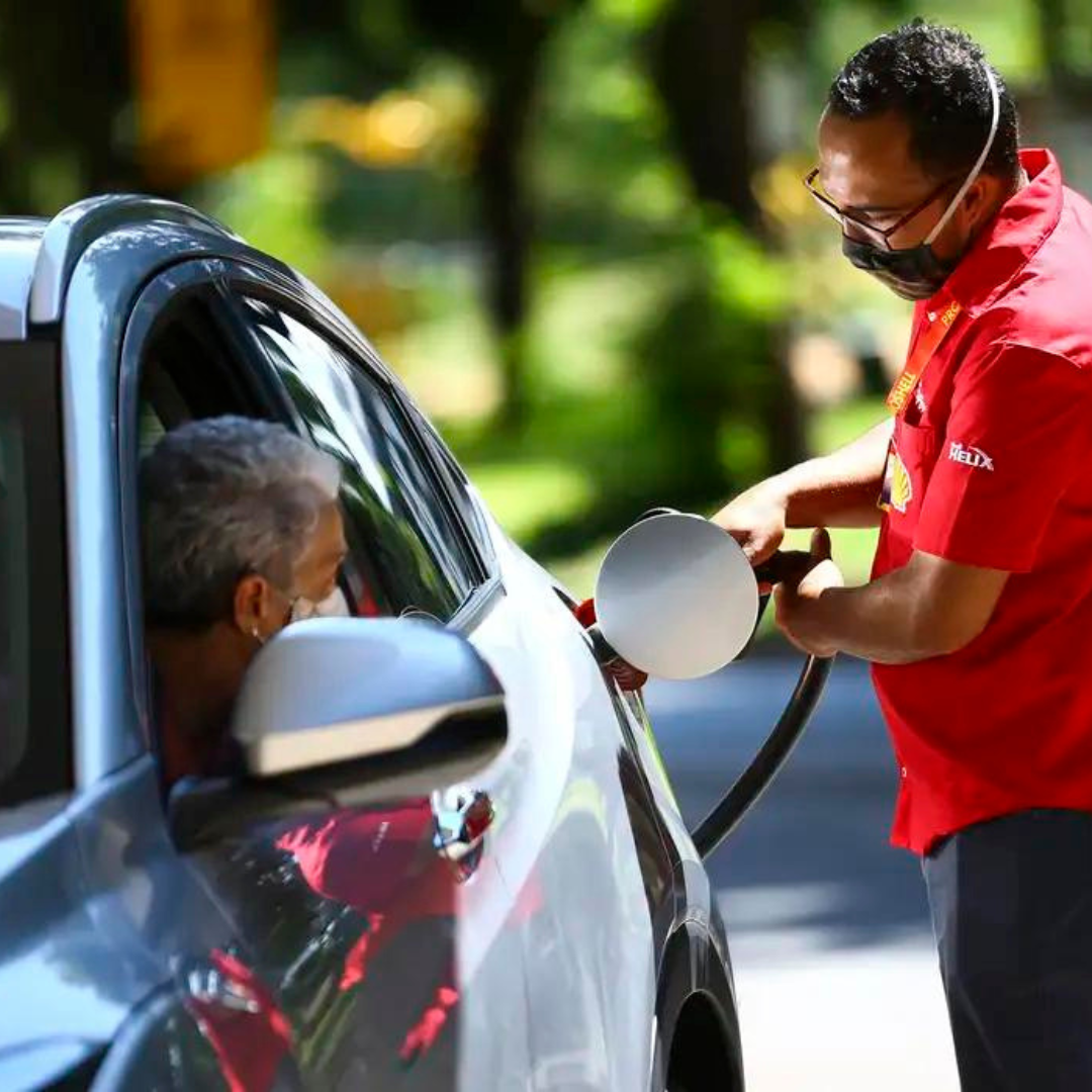 Preço da gasolina sobe nos postos apesar de corte de valor nas refinarias, diz ANP