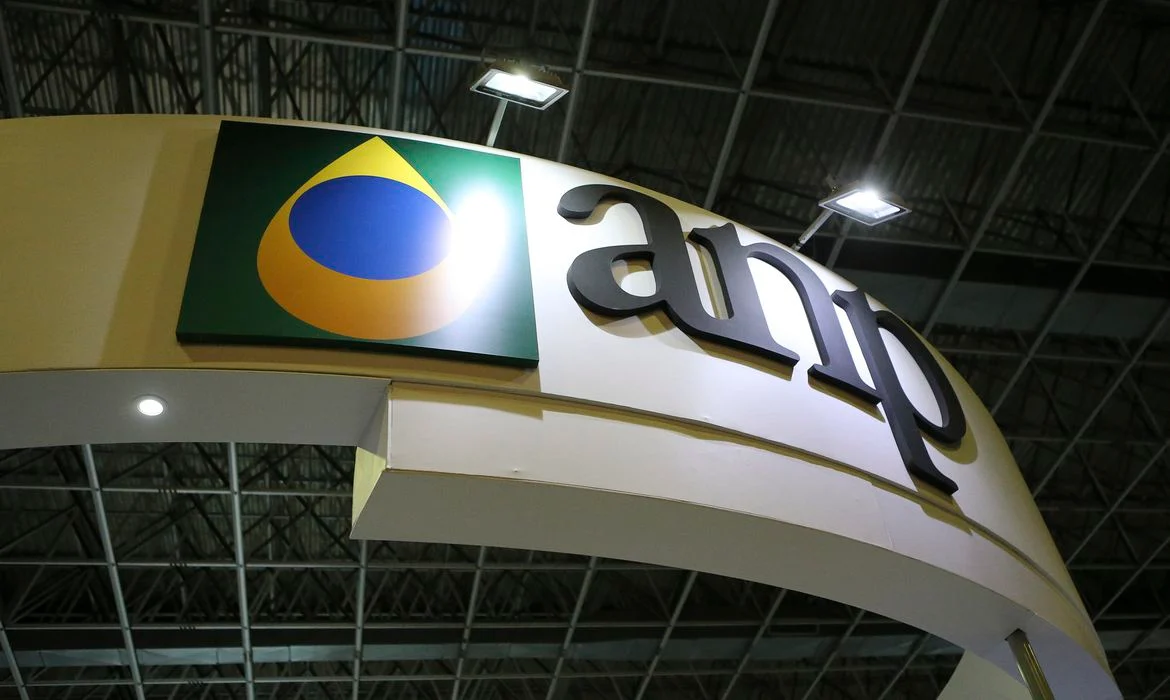 ANP divulga em 21/7 lista de sanções de distribuidores de combustíveis do RenovaBio