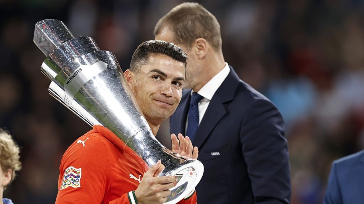 Brasil segue fora do top3 e Portugal ganha posições