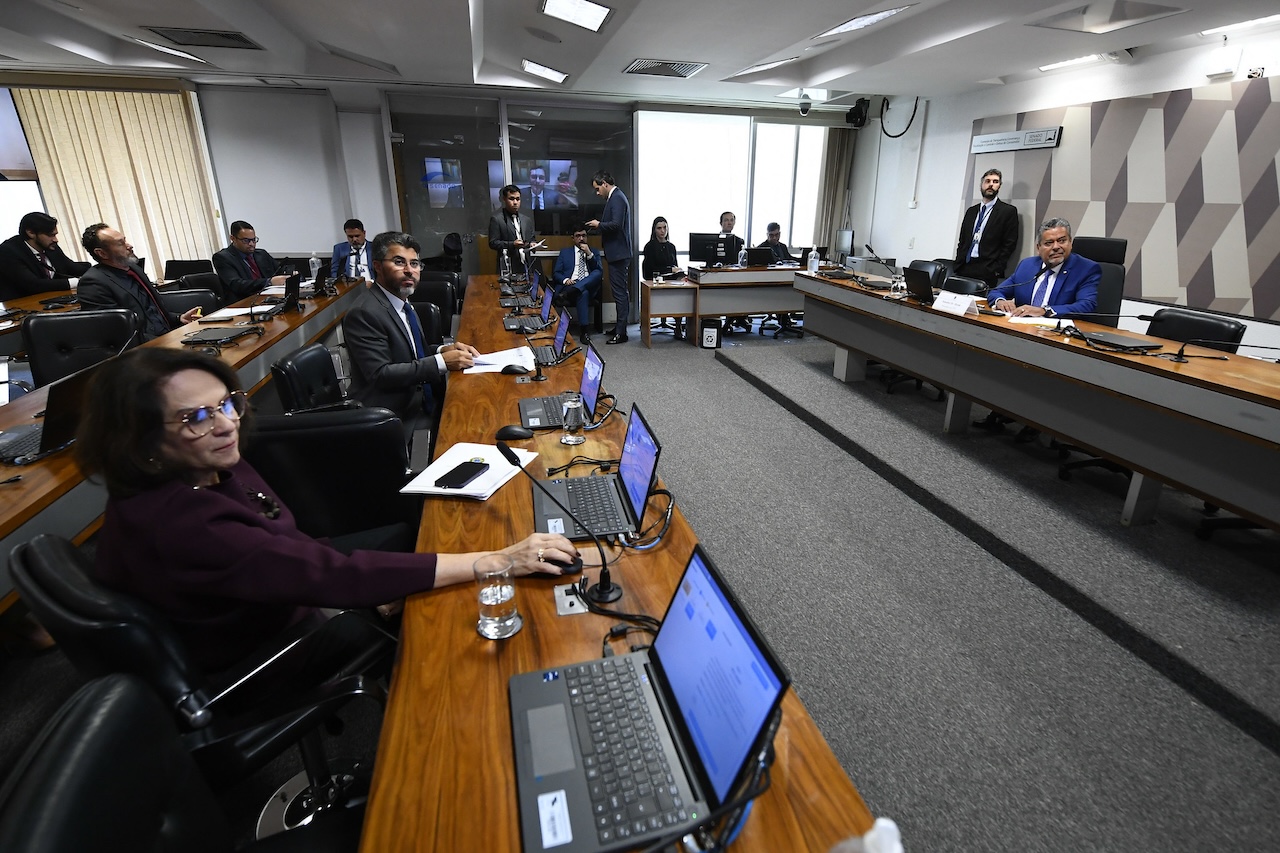 Comissão do Senado aprova pedido para TCU realizar auditoria sobre orçamento das agências