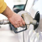 Redução da gasolina nas refinarias não chega ao consumidor, aponta ANP - Voz da Bahia