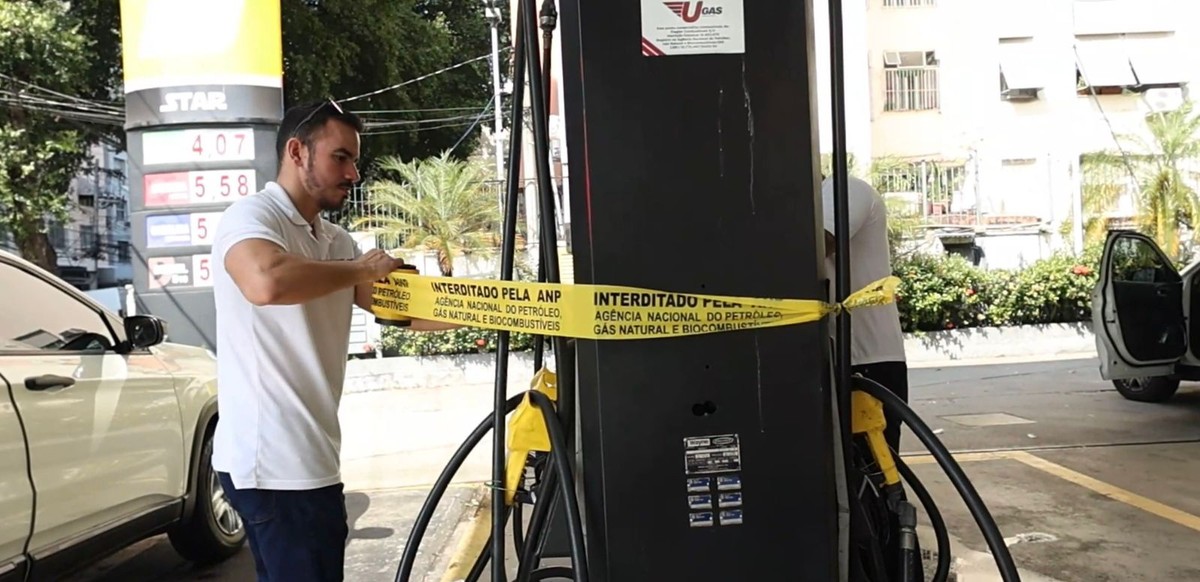 postos de gasolina na Tijuca e em Madureira são interditados; vídeo