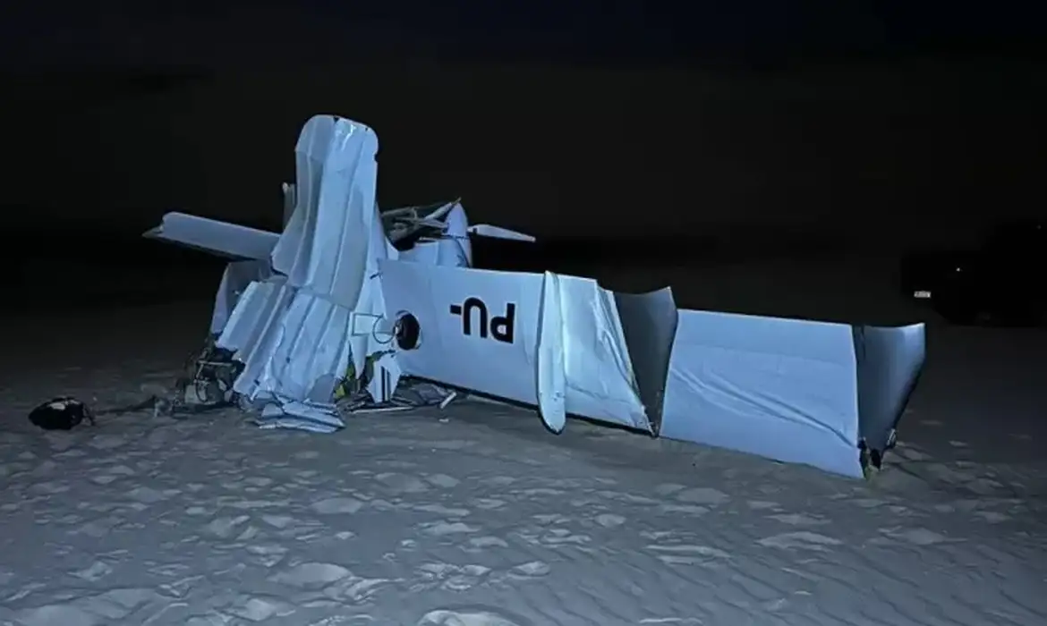 Avião cai nos Lençóis Maranhenses e deixa duas pessoas mortas – TVBV ONLINE