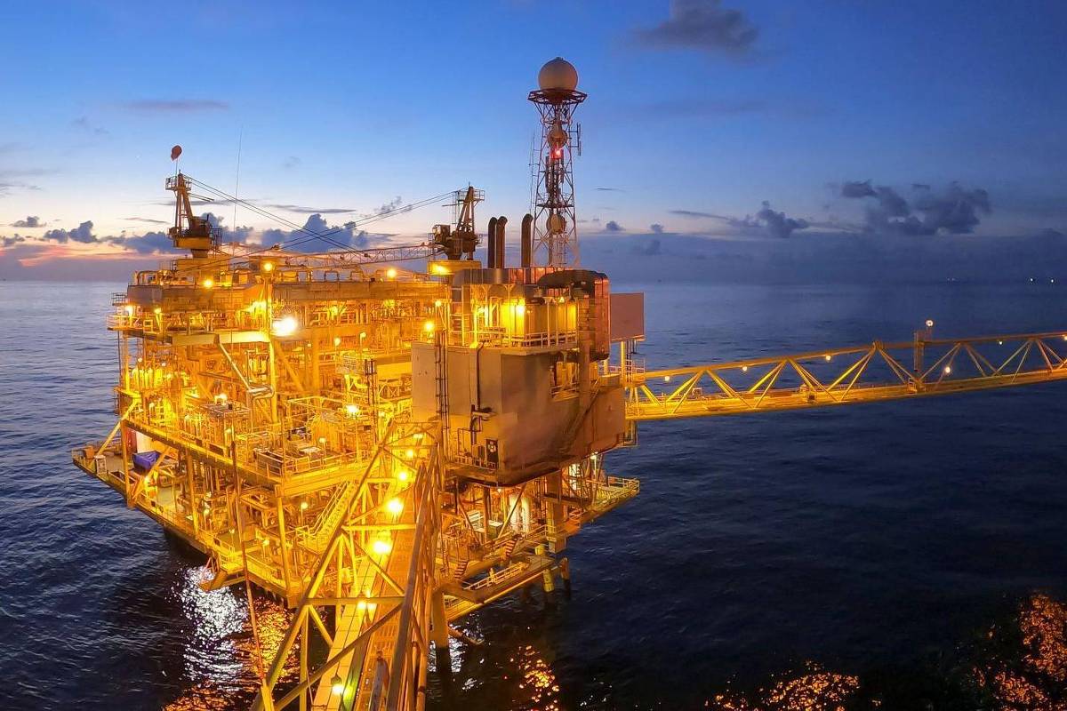 Brasil lidera produção de petróleo na América do Sul - 30/08/2025 - Mercado