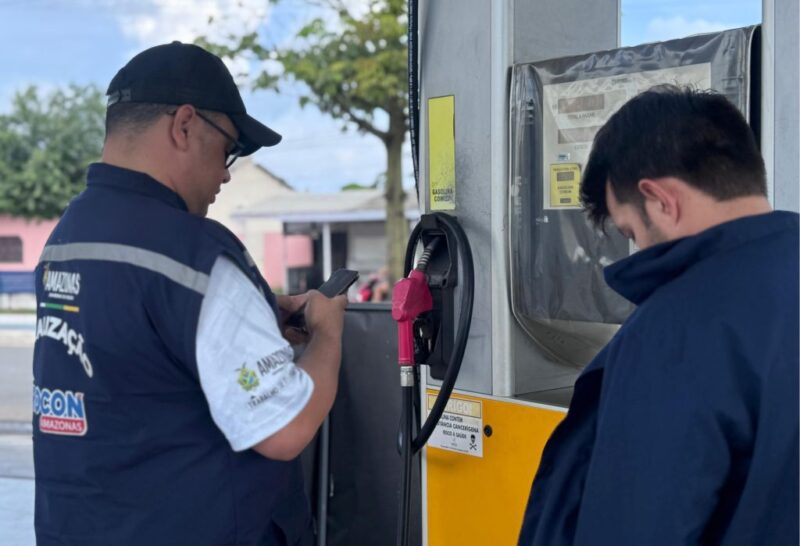 Gasolina sobe em Parintins e 18 postos são autuados por abuso de preço