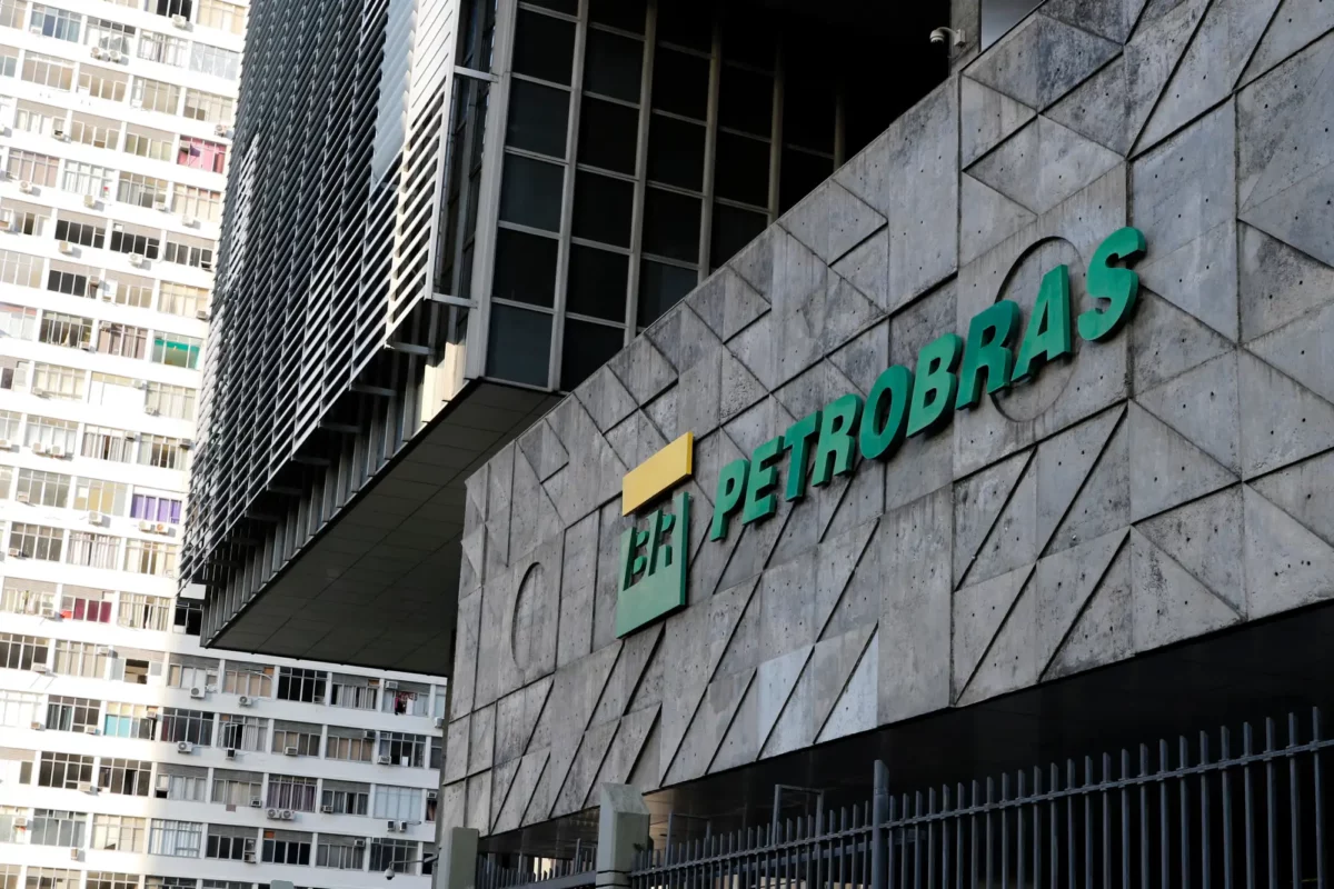 Petrobras (PETR4) confirma renúncia de presidente do Conselho de Administração