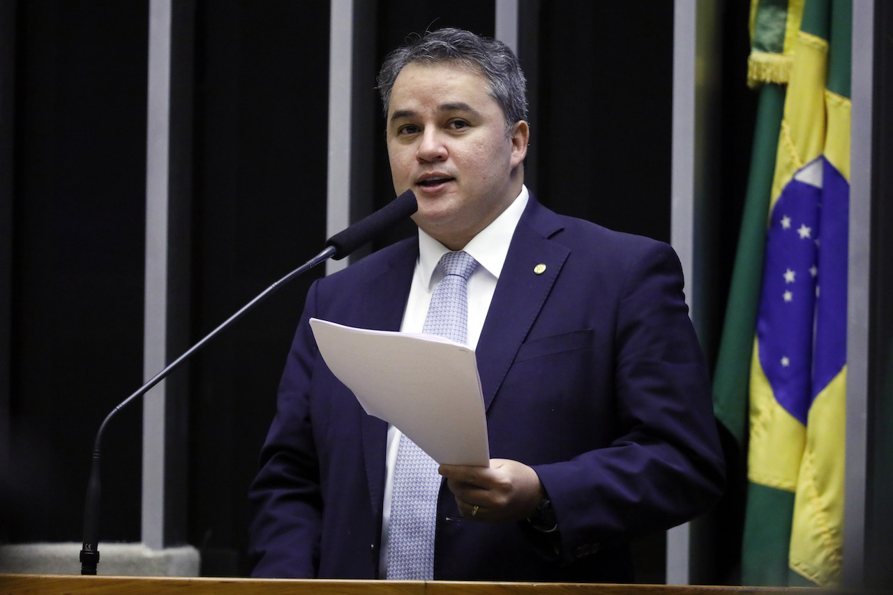 Devedor Contumaz: Senado impõe capital mínimo e titularidade comprovados para combustíveis