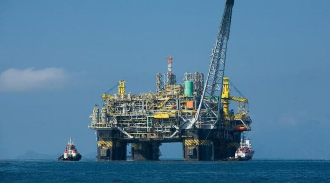 33477-producao-de-petroleo-no-brasil-cresceu-55-em-2020-1024x613-1-800x445_058c7075153cc415e68db3525.jpg