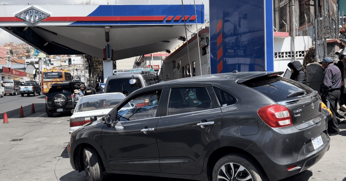 Filas por combustível expõem gravidade da crise econômica na Bolívia | Blogs | CNN Brasil
