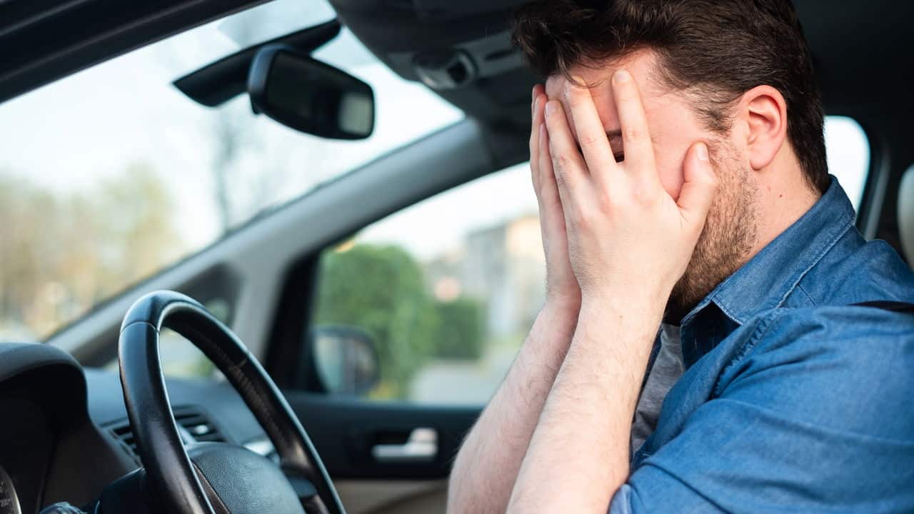 Alguns carros serão proibidos de circular nas cidades e motoristas já estão preocupados