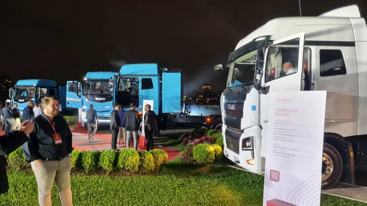 Lançamento dos caminhões Sany no Brasil