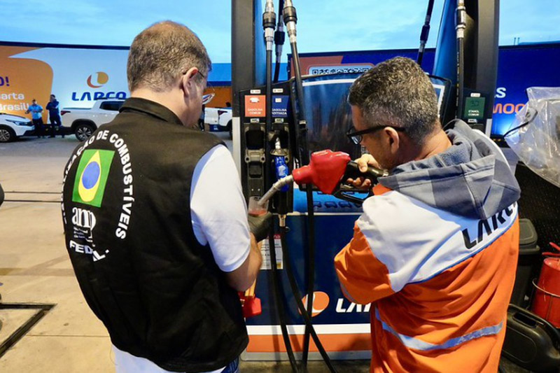 ANP autua 2 postos de combustíveis no Amazonas de 11 inspecionados