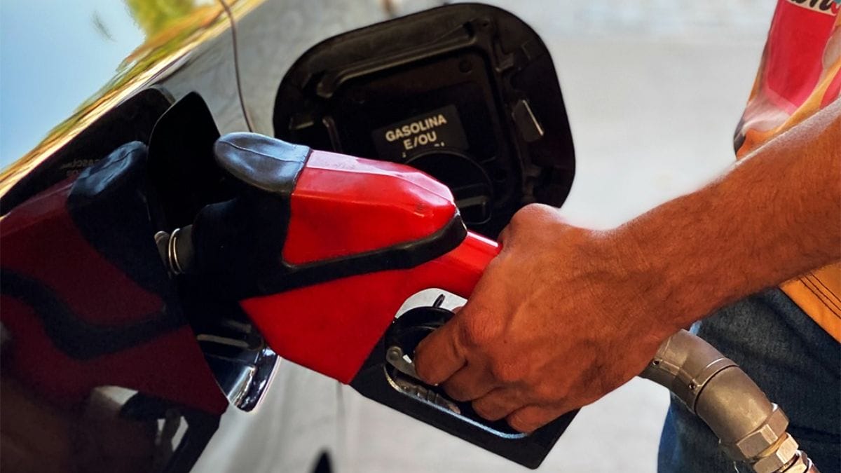 Aplicativo por assinatura promete desconto de até R$ 0,50 por litro para abastecer em Joinville