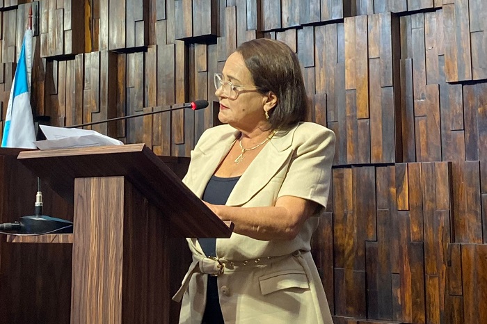 Carla Machado leva ao plenário da Alerj cobrança sobre morosidade da ANP que impacta municípios do Norte Fluminense