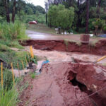 Ponte desaba pela 2ª vez em pouco mais de um ano após fortes chuvas em São Manuel