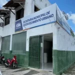 Prefeitura esclarece operação no Sítio Matias e alerta para risco de construções sob rede de alta tensão | De Olho na Cidade – Programa De Olho na Cidade notícias de Feira de Santana – Bahia