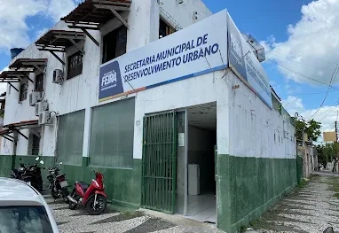 Prefeitura esclarece operação no Sítio Matias e alerta para risco de construções sob rede de alta tensão | De Olho na Cidade – Programa De Olho na Cidade notícias de Feira de Santana – Bahia