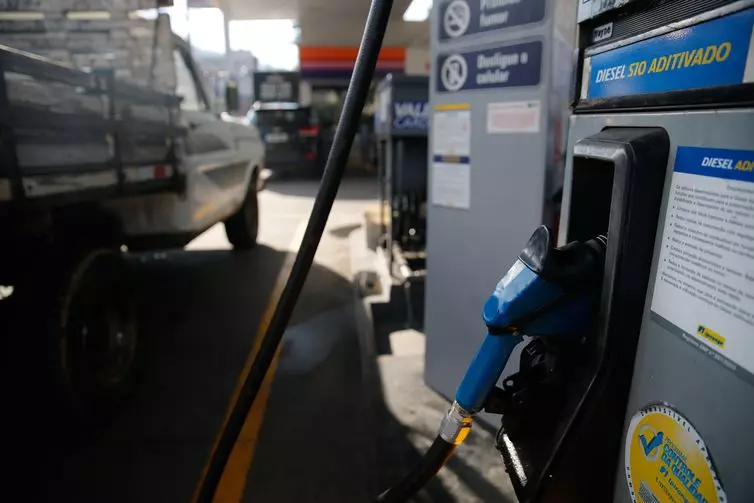 Vibra, Raízen e Ipiranga ficam de fora de 1ª fase do programa de subvenção ao diesel