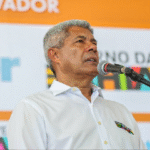 Jerônimo envia projeto à Alba para reduzir preço do diesel em R$ 1,20 na Bahia Jerônimo envia projeto à Alba para reduzir preço do diesel em R$ 1,20 na Bahia